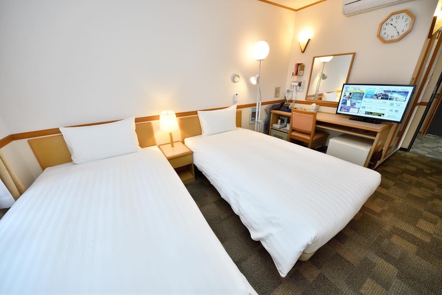 Toyoko Inn Hokkaido Kushiro Juji-Gai Екстер'єр фото
